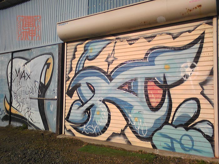 ���[�X�^�[�e�[�� �C�\�R�Ւn �O��